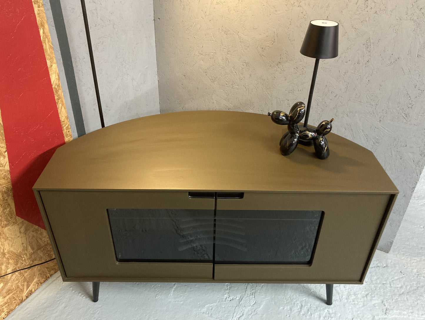 Corner TV Stand