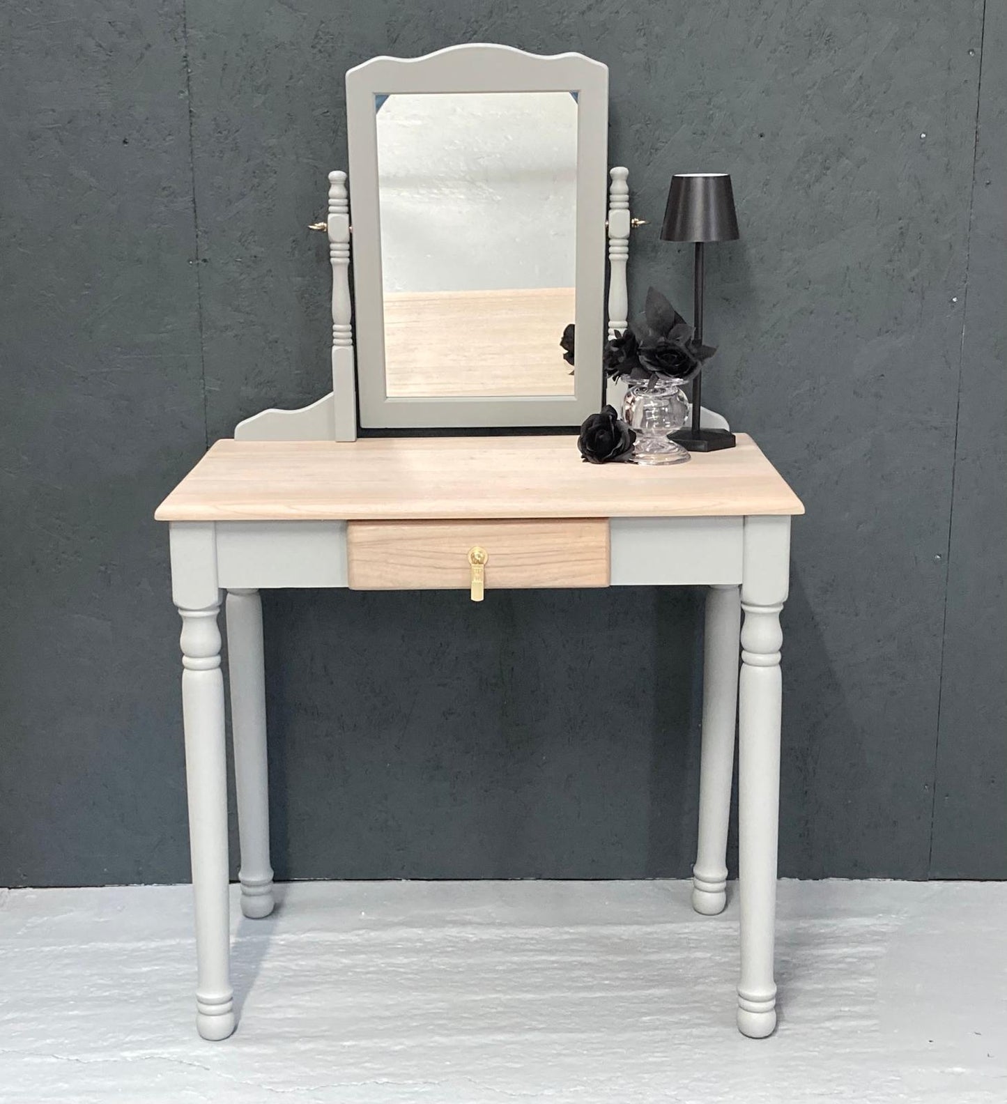 Solid pine Dressing Table with Mirror